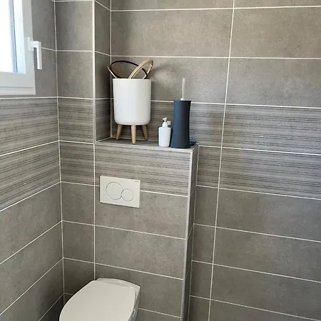 House 20 With 5 Bedrooms Lechaffardcom Апартаменты